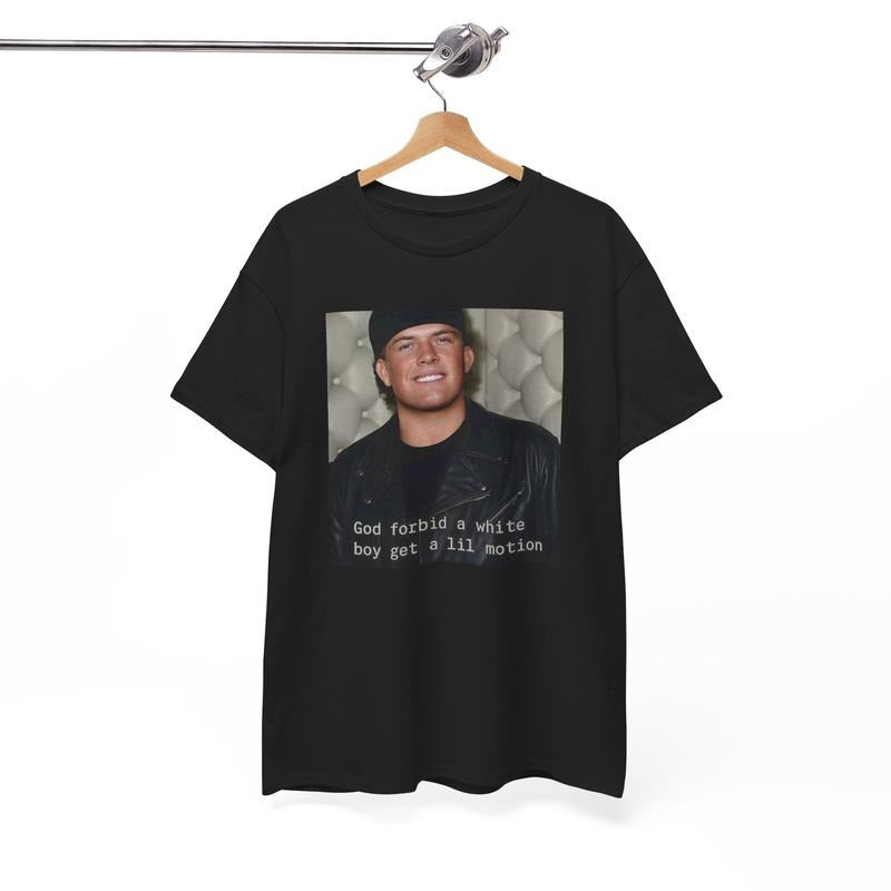 Dart White Boy T-Shirt / Sweatshirt / Hoodie